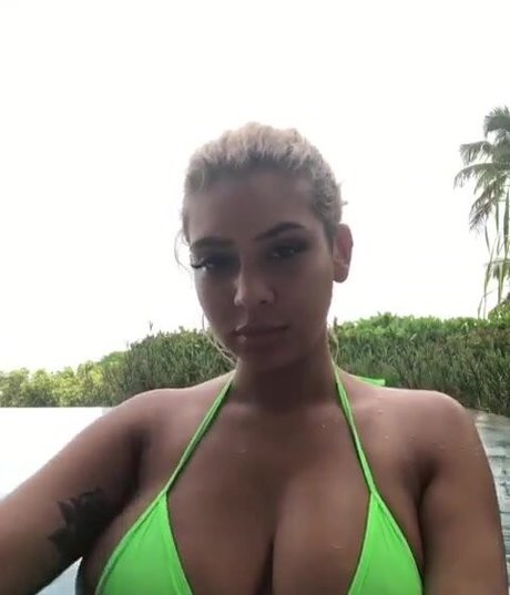 Annamariesarai star photos