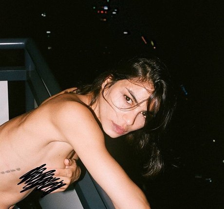 Hadar Shira Kel pornstar nude img