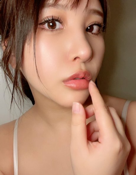 Yuzuto1123 nude star image