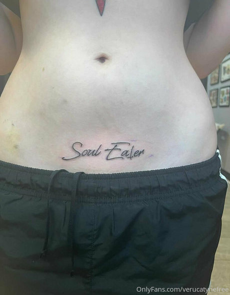 babybunniculafree hot actress photo