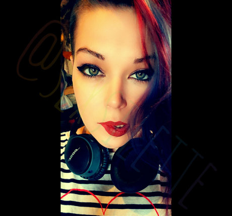 sexsilette naked actress photos