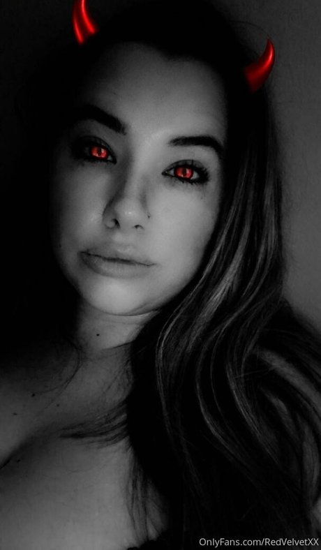 redvelvetxx beautiful model img