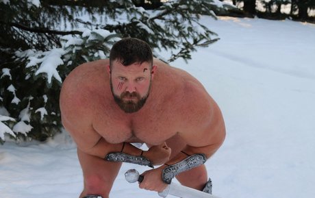 hugeandhung nude pornstar image