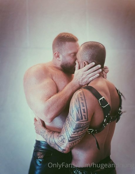 hugeandhung pretty model galleries