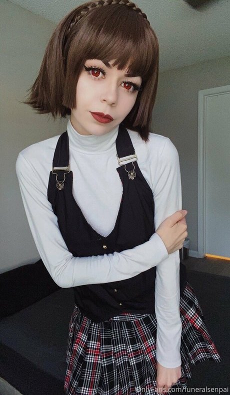 funeralsenpai pretty actress pics