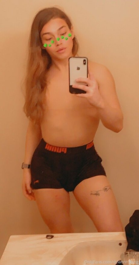 arielllll model pics