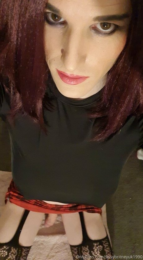 sissybritneyuk1990 nude model galleries
