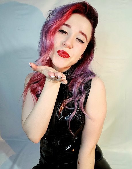 enicat model adult archive