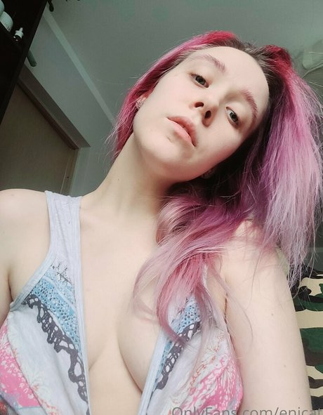 enicat exclusive pornstar pic