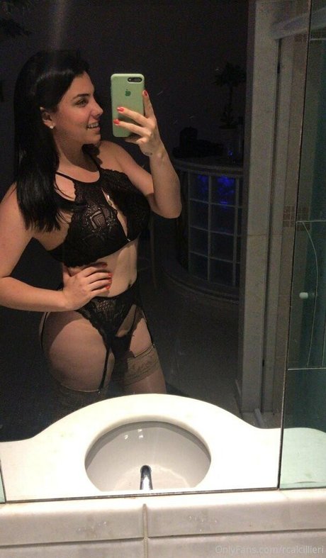 rcalcillieri nude star image