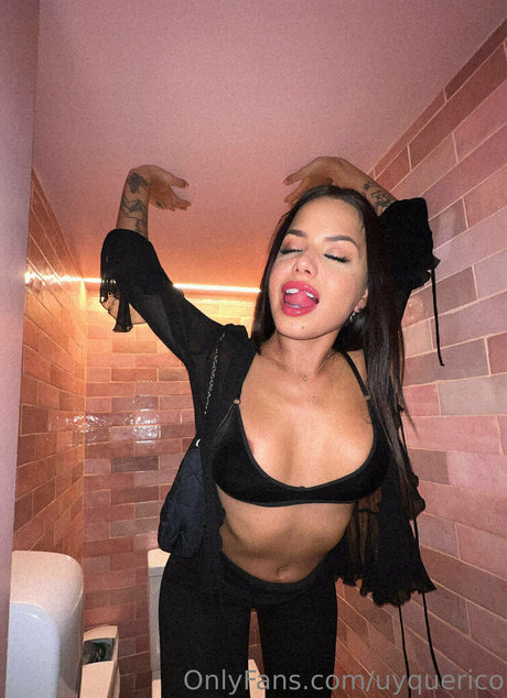 uyquerico model adult photos