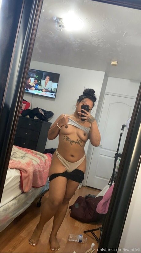 iwantfeli naked actress images