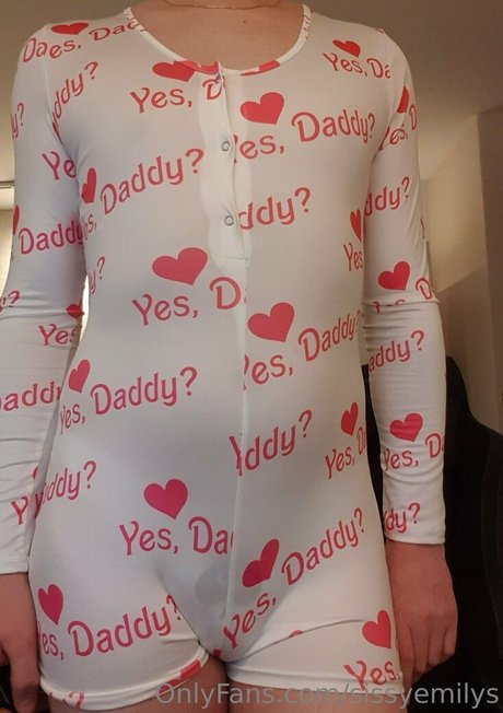 sissyemilys star top picture