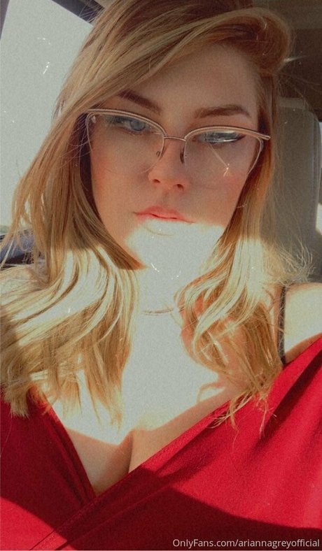 nudes plug nude actress gallery