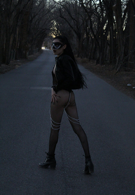 salemsienna pornstar pretty photo