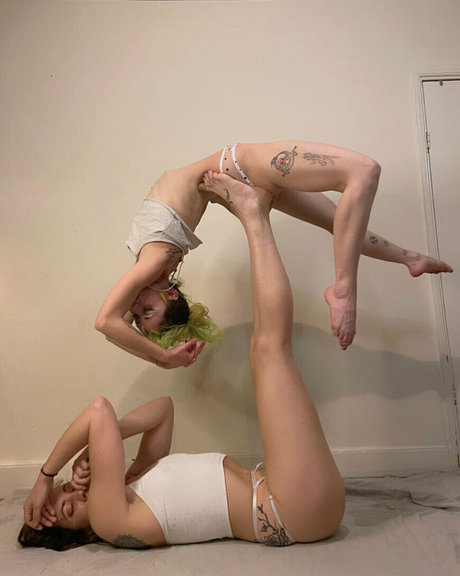 rudecrudenfree high quality star photos