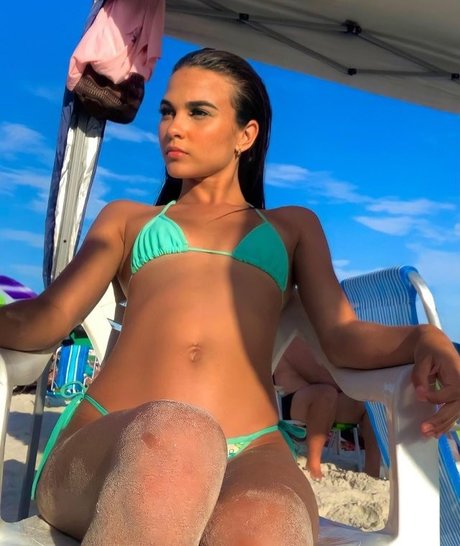 Emily Silva model adult pictures