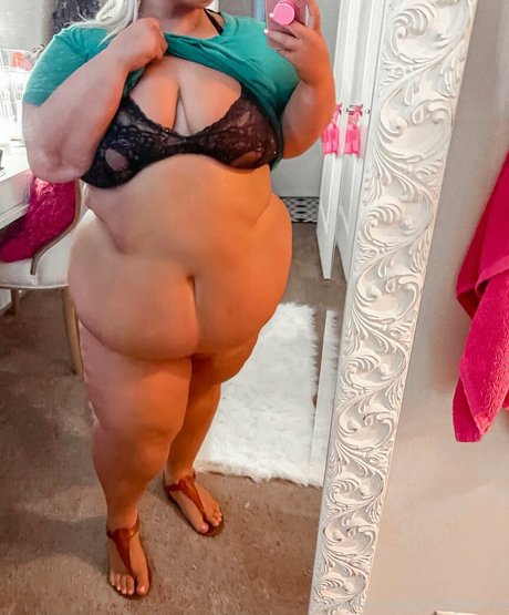 fluffybarbie hot star img