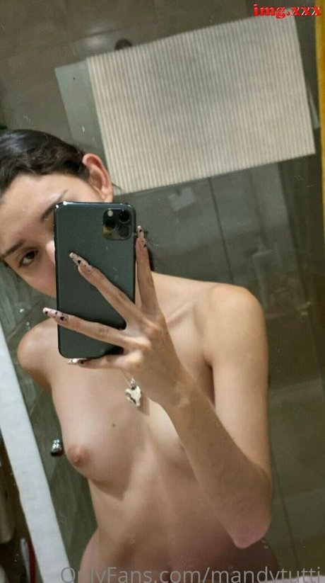 Tais Amanda beautiful star galleries