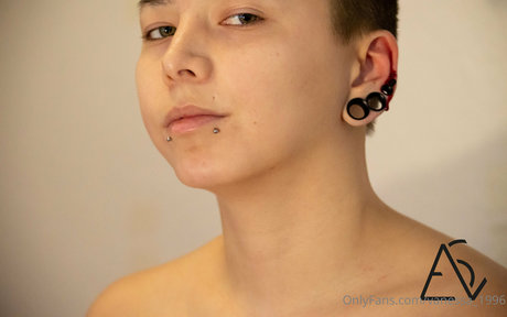 vanessa 1996 nude pornstar img