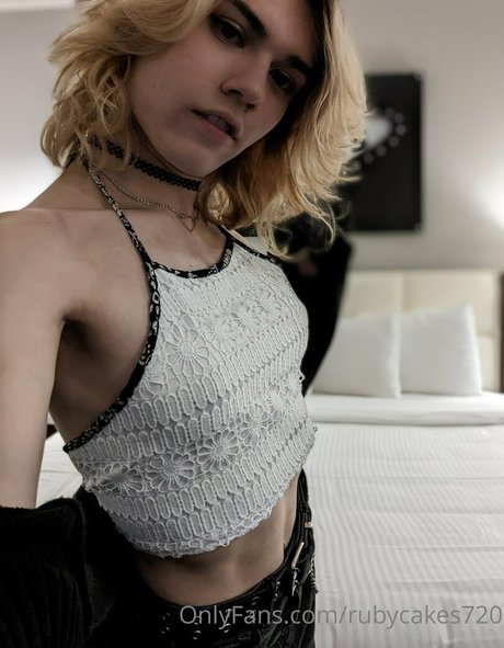 rubylinxxx top model picture