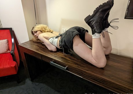 rubylinxxx exclusive model image