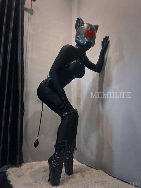 memii life star naked archive