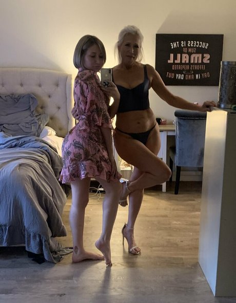 sistersnextdoor star porn photos