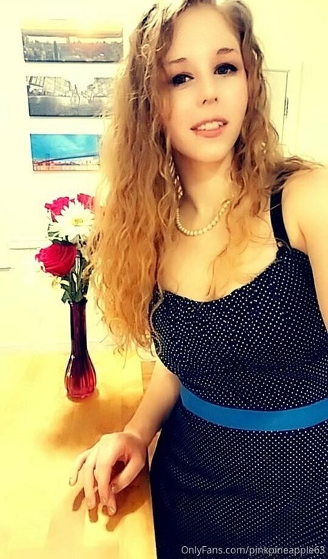 pinkpineapple63 pornstar exclusive photos