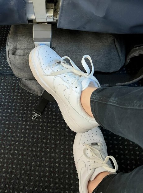 jewelsfeetandtoes pornstar hd image