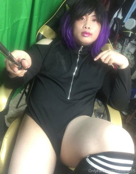 hakuru 15 nudes model img