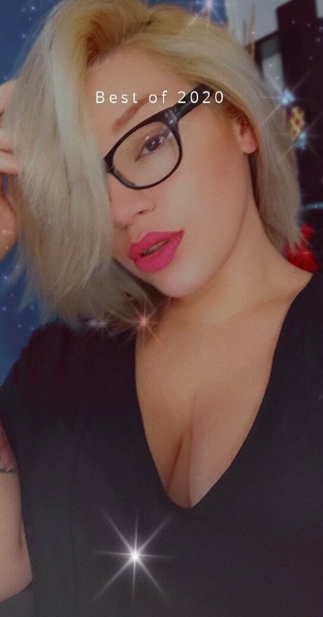 kmenotti nudes actress photos