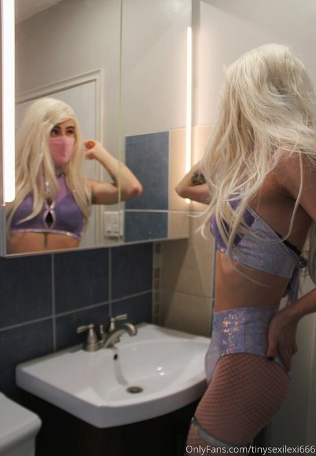 cum on glasses onlyfans exclusive picture