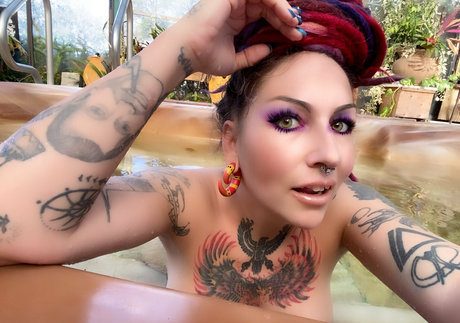 nakedxzanthia pretty star picture