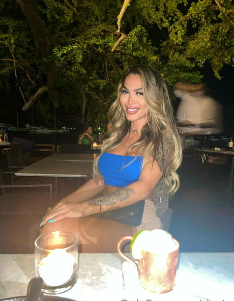 riosts model high quality picture