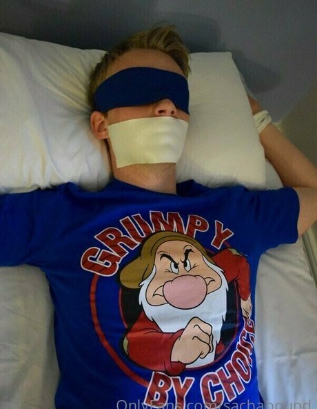 sachabound sexy pornstar img