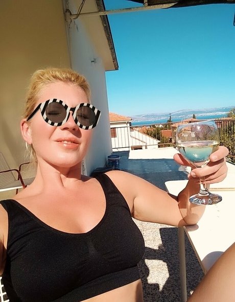 misshotcroatia model art photo