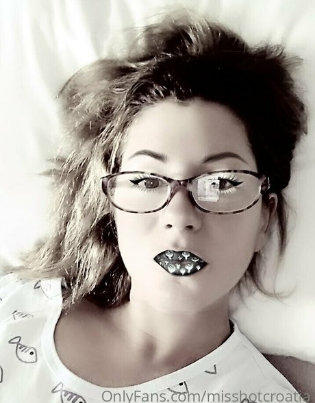 misshotcroatia sexy model img