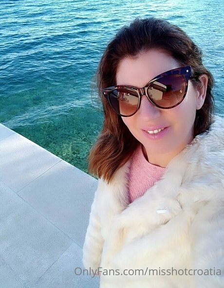 big tits milf onlyfans exclusive image