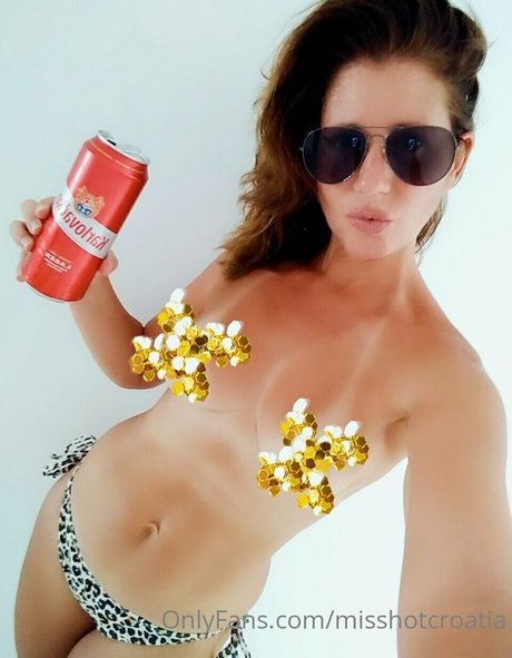 undressing onlyfans free nude img