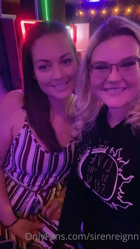 sirenreignn pornstar art galleries