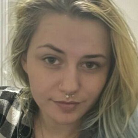 Brandy Bee naked model pictures