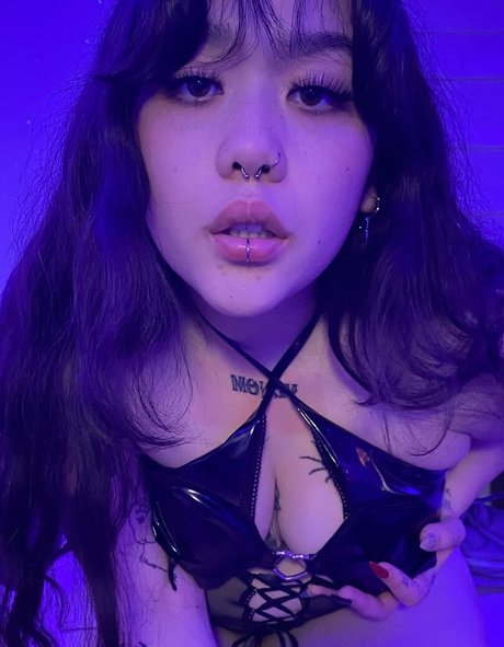 lesbian feet onlyfans hd images