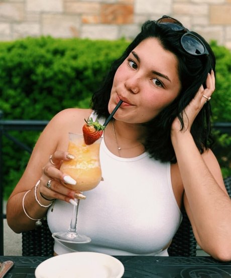 Hannah M high quality model photos