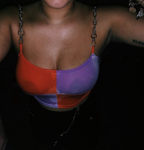 Hannah M star top image