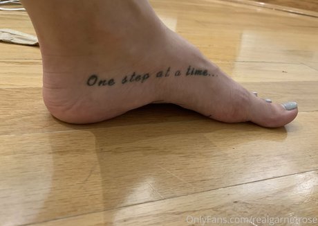 realgarnetrose beautiful pornstar galleries