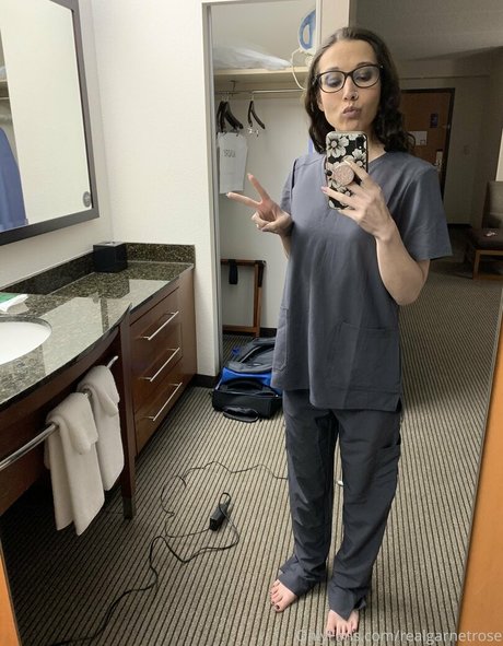 realgarnetrose perfect actress galleries