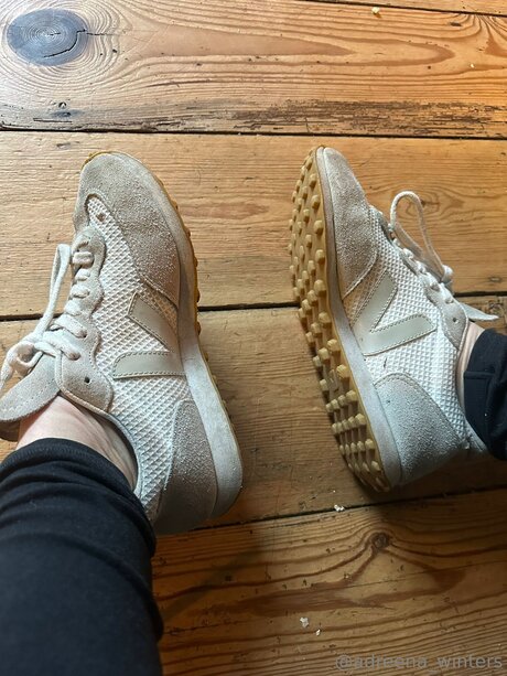 yoga onlyfans top img