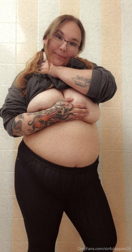 big tits midget onlyfans free gallery