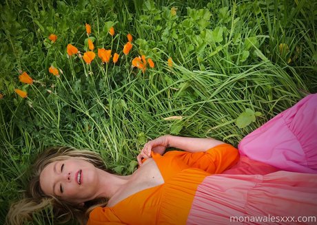 monawalesxxx model free picture